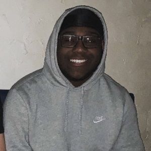 Meet your Posher, Jonathan